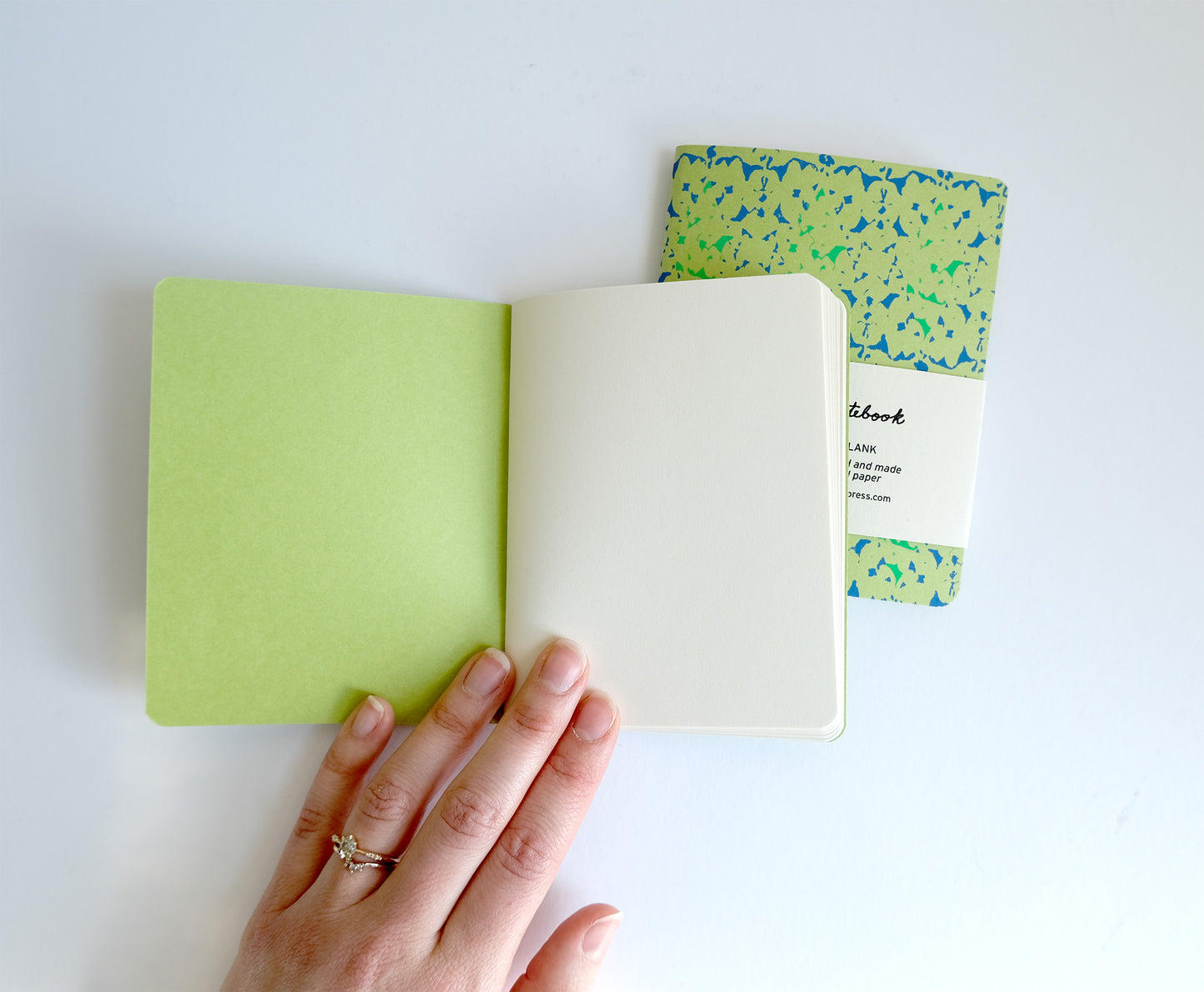Green Scatter Pattern Mini Notebook